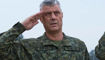 Kosovského prezidenta Thaciho obžalovali z vojnových zločinov počas konfliktu so Srbskom
