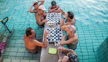 Smer-SD chce diskutovať o vplyvoch zastropovania dôchodkového veku