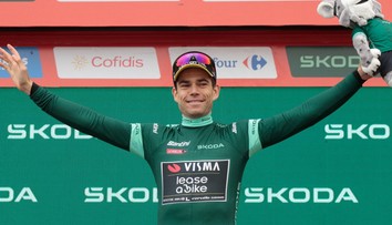 Unikátny kontrakt. Van Aert prisľúbil vernosť do konca kariéry