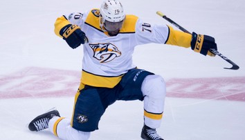 VIDEO: To bola ale bomba! Obranca Nashvillu prekonal brankára z polovice klziska