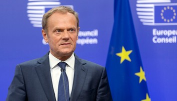 Poliak Tusk obhájil post predsedu Európskej rady, proti bolo len Poľsko