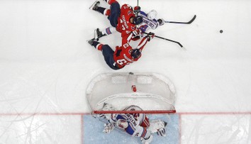 VIDEO: Fehérváry si pripísal asistenciu. Washington je však na pokraji vypadnutia z play off