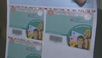 Zo školských kultúrnych poukazov sa stávajú bezcenné papiere, školy ich nevedia využiť