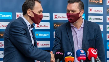 Slovákov čaká v príprave pred MS osem zápasov, realizačný tím posilnil bývalý skvelý útočník
