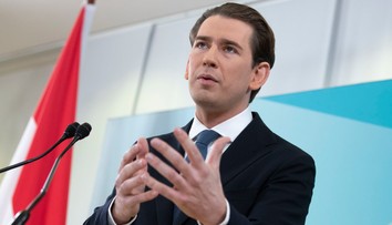 Bývalého rakúskeho kancelára Kurza obžalovali z nepravdivej výpovede pred parlamentným výborom