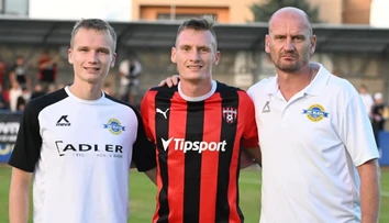 Súboj Karhanovcov: Štvrtoligista trápil Trnavu, polčas skončil bez gólov. Spartak napokon rolu favorita naplnil