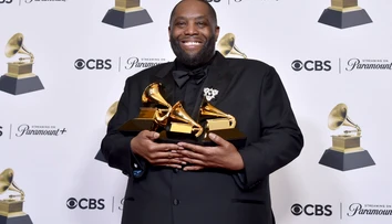 Dráma na odovzdávaní Grammy. Najprv získal tri ceny, potom si poňho prišli policajti