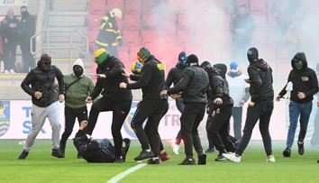 Zasiahli ťažkoodenci na včerajšom zápase neskoro? Prečítajte si stanovisko polície