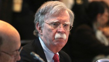 Bolton sa v knihe obul aj do Babiša: Už chápem, prečo ho Trump vyhodil, reaguje český premiér