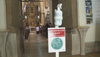 Kostoly sa počas druhej vlny pandémie zatvárať nebudú