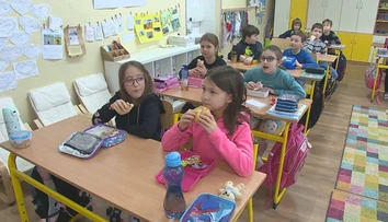 Čo zabaliť školákovi na desiatu? Poradíme vám, čo robiť, aby ju nedoniesol späť domov