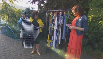 Jedny šaty, viac variácií. Aj s XXL mierami si môžete dovoliť pásiky