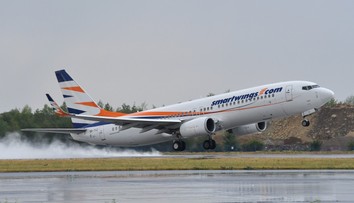 Nočná mora českých turistov. Na gréckom ostrove čakali na odlet 12 hodín