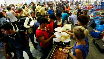 Francúzi schválili prísnejší zákon pre prisťahovalcov