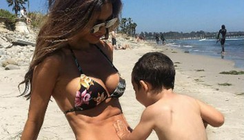 Modelka ukázala, ako si udržiava tehličky na bruchu v 6. mesiaci tehotenstva