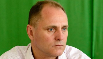 SNS stiahla z kandidátky podpredsedu Chovana, zo Skoku sa vzdal Kollár