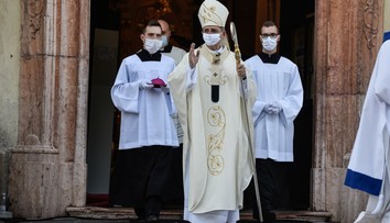 Katolícki biskupi vyzvali obyvateľov, aby sa dali zaočkovať