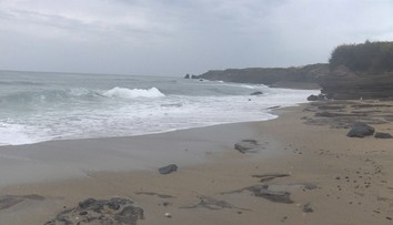 Ignorovali výstrahy. V rozbúrenom mori pri pobreží Francúzska zahynulo najmenej 9 ľudí