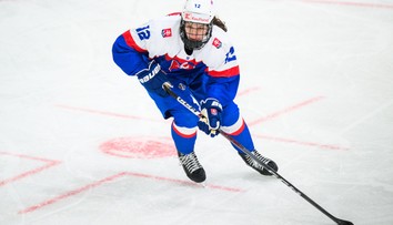 Slovenský hokejový zázrak vyriešil svoju budúcnosť. Nela Lopušanová bude hrať za mimoriadne úspešný tím