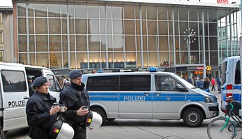 Väčšina z podozrivých zo silvestrovských útokov sú utečenci