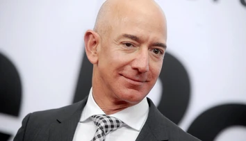 Jeff Bezos končí vo funkcii výkonného riaditeľa spoločnosti Amazon