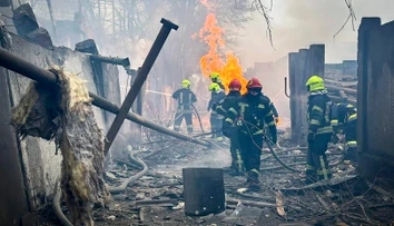 VIDEO: Krviprelievanie v dvoch vlnách. Pri ruských útokoch na Odesu zahynulo 14 ľudí