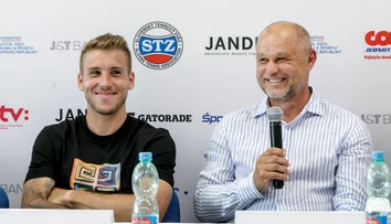 Alex Molčan potvrdil koniec spolupráce s legendárnym trénerom. Tenistove slová sú plné vďačnosti