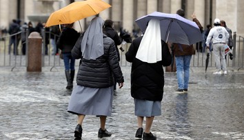 Cirkvou otriasa ďalší škandál. Aj pápež priznal, že niektorí kňazi a biskupi znásilňovali mníšky