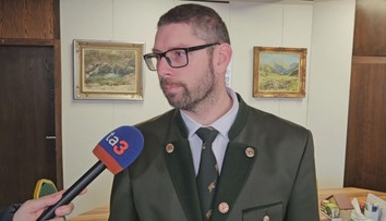 Riaditeľom TANAP-u bude naďalej odsúdený pytliak Olexa. Minister Taraba jeho rezignáciu neprijal