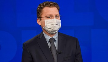 Visolajský: Na prevoz pacientov do Nemecka peniaze máme, ale na zvýšenie platov sestier už nie