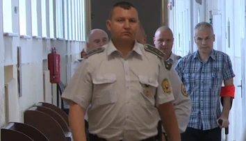 Zlodej, ktorého Milan Kňažko postrelil, je na slobode! Herec o tom nevedel