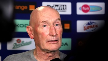 Ani náš najsilnejší tím za dlhé roky nezabojuje na MS o medaily. Mal by tréner Ramsay skončiť? (anketa)