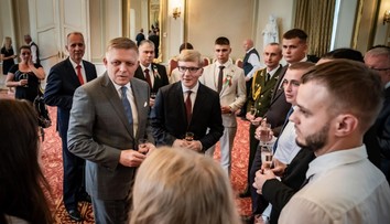 Fico sa stretol s potomkami účastníkov SNP z Ruska a Bieloruska. Pozvanie dostali aj Ukrajinci