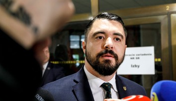 Pavol Gašpar reaguje na tvrdenia Michala Šimečku, že písal návrh na jeho odvolanie: Máme zakúpenú licenciu