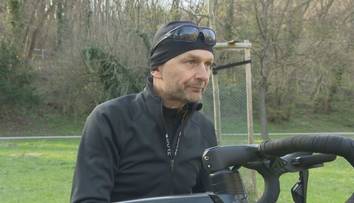 Netýka sa iba seniorov. Mal len 38, keď pocítil príznaky, no Ján sa Parkinsonovej chorobe nepoddal