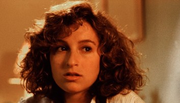 Fanúšikovia Baby z Hriešneho tanca majú hlavy v smútku. Jej život je v troskách