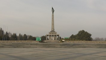 Aktivisti žiadajú vypnúť osvetlenie Slavína. Rozhodnutie je na primátorovi hlavného mesta