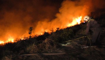 Horiace peklo! Na Semeteši pri Turzovke horeli stovky hektárov lesa