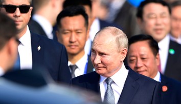 Putin pricestoval do Pekingu