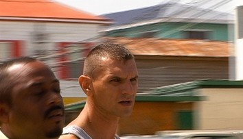 Na zozname najhľadanejších osôb Europolu je aj Slovák, ktorý má dieťa s herečkou