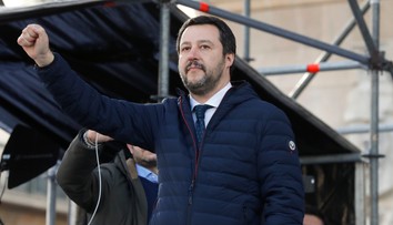 Taliansky pravicový líder Salvini má podľa nahrávok dostávať peniaze z Ruska