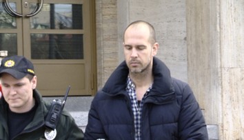 Polícia ukončila vyšetrovanie fintess trénera, ktorý útočil na ľudí fekáliami