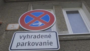 Novú značku umiestnili v Martine priamo pred okno bytu. Mohla by byť „rebríkom“ pre zlodejov