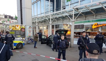 Na vodiča z Heidelbergu, ktorý narazil do chodcov, vydali zatykač