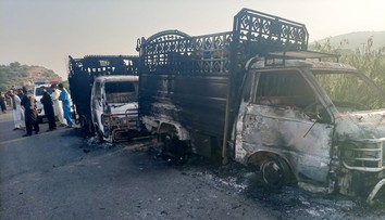 Masaker na diaľnici v Pakistane: Ozbrojenci pod zámienkou kontroly vytiahli z áut 23 ľudí a na mieste ich popravili