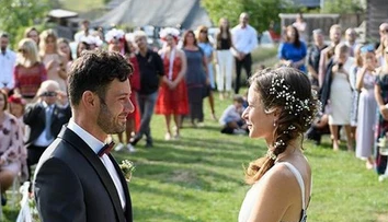 Robo Jakab zverejnil súkromné fotky zo svadby. Nevesta bola naozaj originálna!