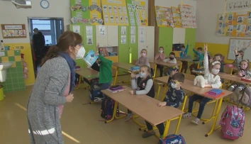 Zápis detí do škôl je opäť elektronický. Školy tak nevedia odhadnúť, či je dieťa už zrelé