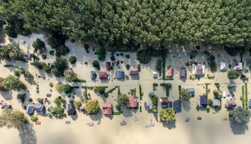 Povodňová vlna dorazila do Maďarska. Najvážnejšia situácia je v obci Pilismarót pri hraniciach Slovenska