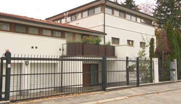 Štátne bývanie pre najvyšších ústavných činiteľov by ochranka uvítala. Zisťovali sme, čo na to politici