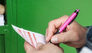 Z hrania hazardných hier sa tento rok dobrovoľne nechal vylúčiť rekordný počet Slovákov